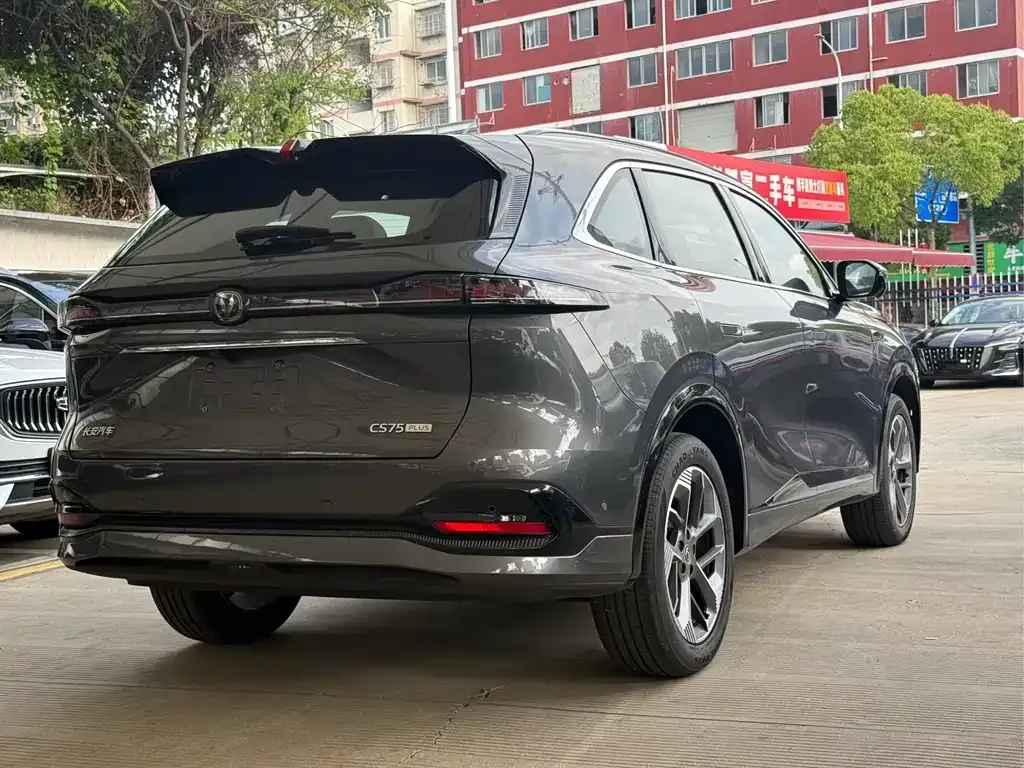 Changan CS75PLUS — фото 4