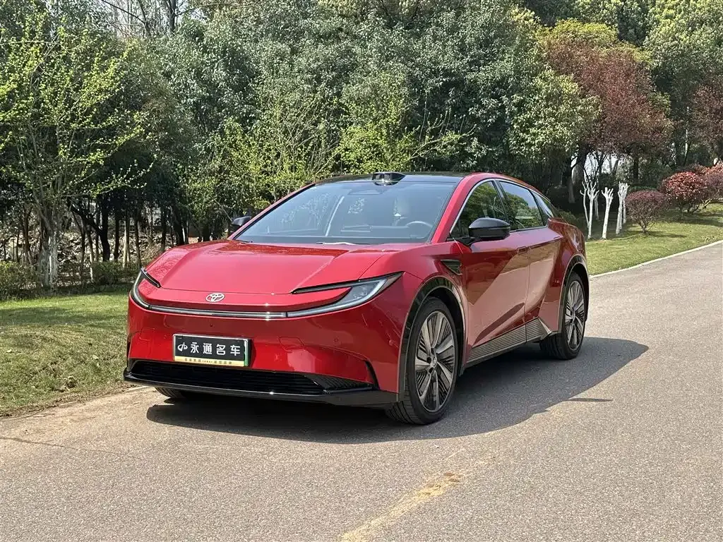 Toyota bZ5