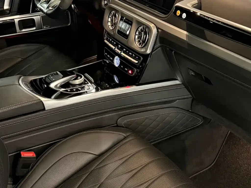Mercedes-Benz G-Class AMG — фото 7