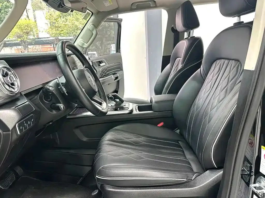 Tank 300 — фото 2
