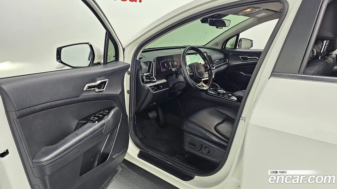 Kia Sportage — фото 8
