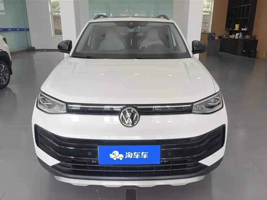 Volkswagen Tharu — фото 3
