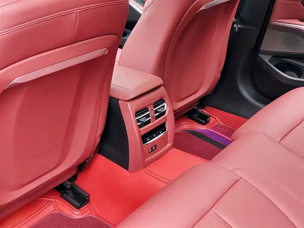 BMW 3 Series 2024 из CN, фото 4