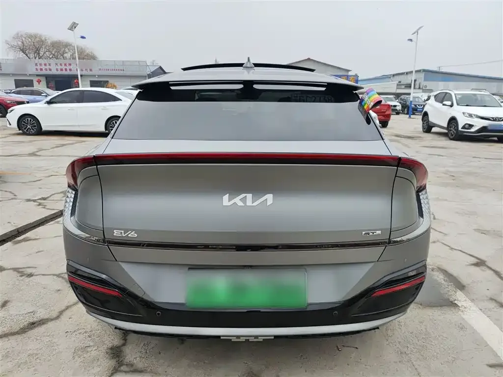 Kia EV6 2023 из CN, фото 10