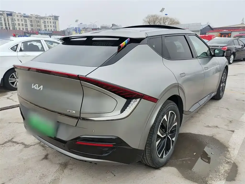 Kia EV6 2023 из CN, фото 9
