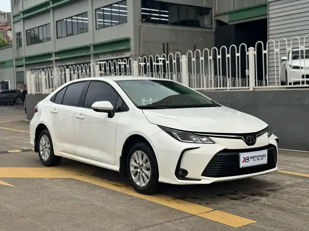 Toyota Corolla 2022 из CN, фото 9