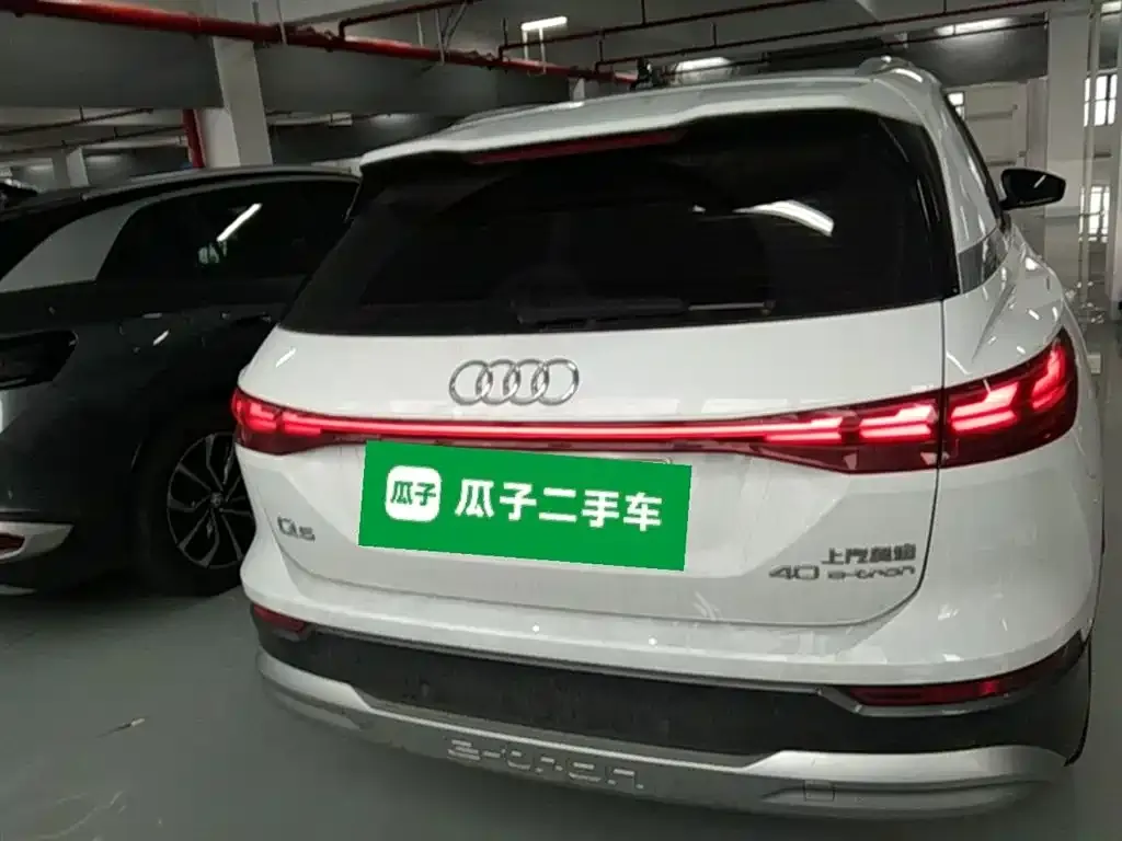 Audi Q5 e-tron — фото 10
