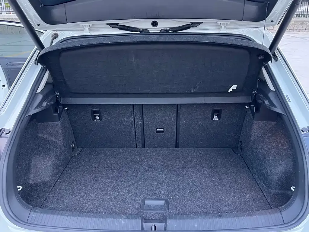 Volkswagen T-Roc 2021 из CN, фото 7