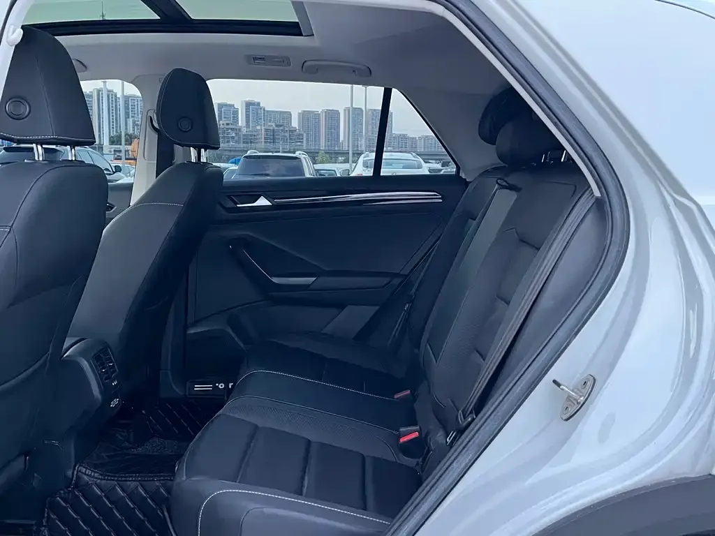 Volkswagen T-Roc 2021 из CN, фото 6