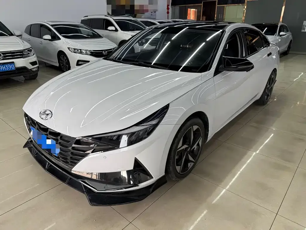 Hyundai Elantra 2021 из CN, фото 1