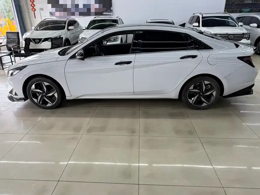 Hyundai Elantra 2021 из CN, фото 4
