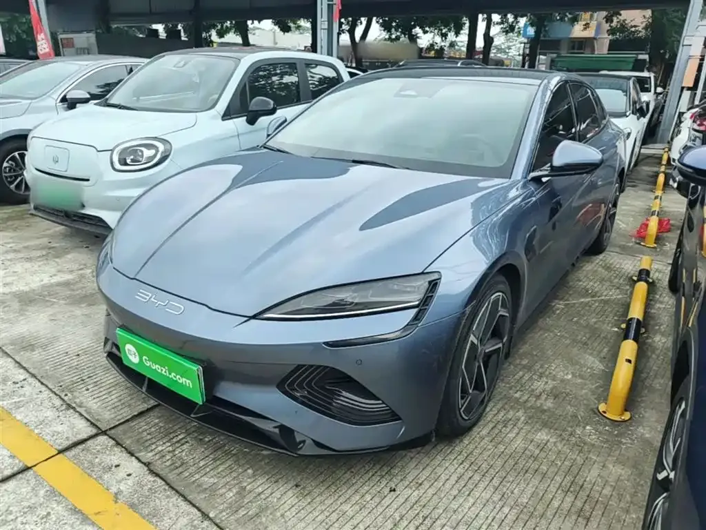 BYD Seal — фото 6