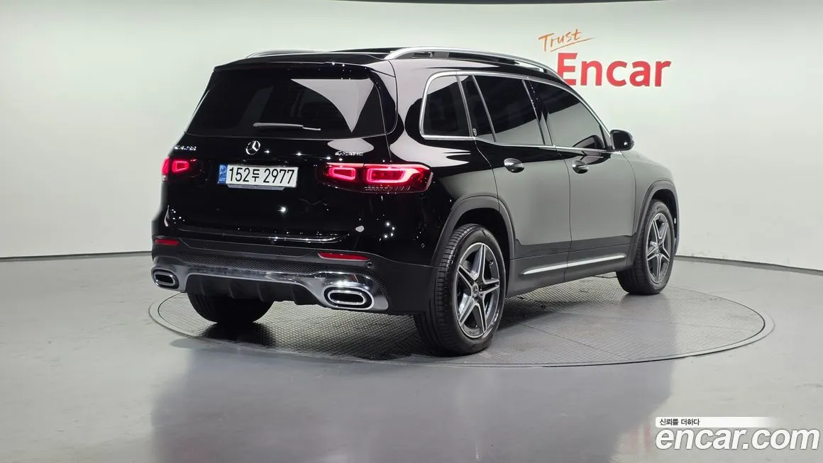 Mercedes-Benz GLB-Class — фото 2