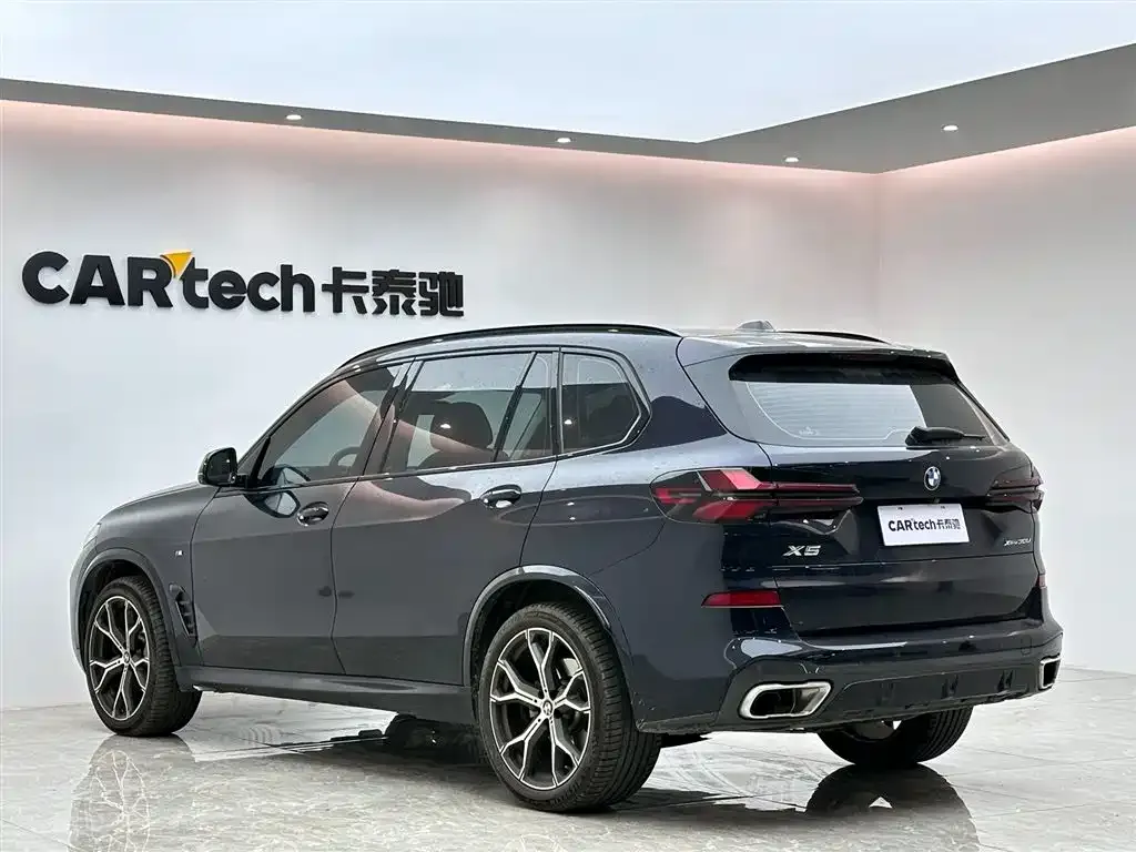 BMW X5 2024 из CN, фото 2
