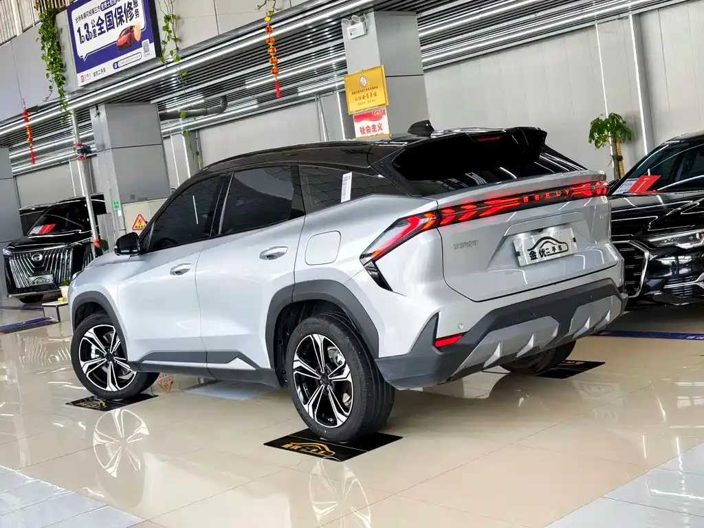 Geely Galaxy L7 — фото 10