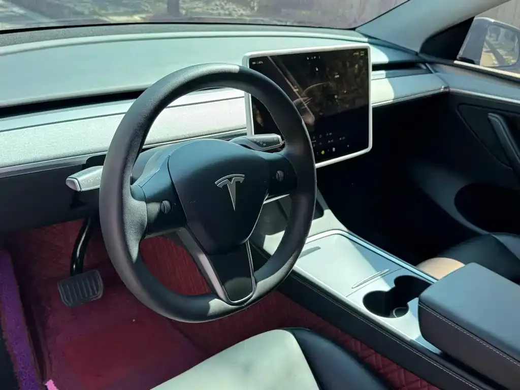 Tesla Model Y 2024 из CN, фото 5