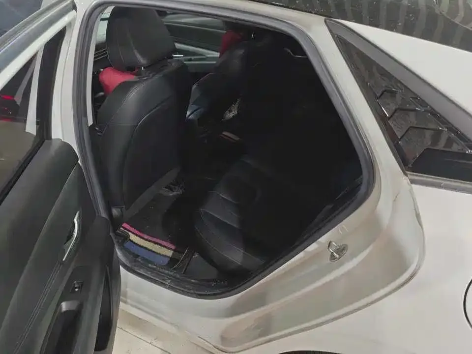 Hyundai Elantra 2021 из CN, фото 3