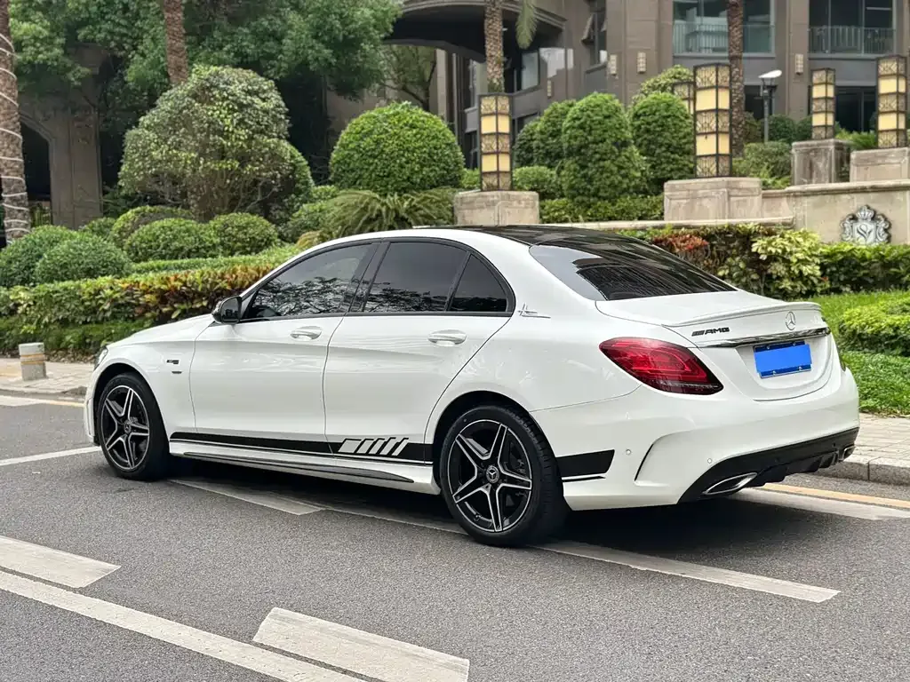 Mercedes-Benz C-Class — фото 9