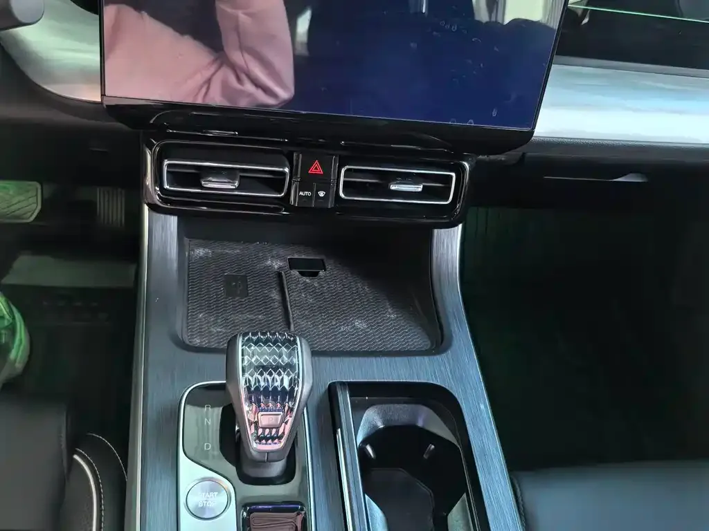 GAC Motor Trumpchi GS8 — фото 2