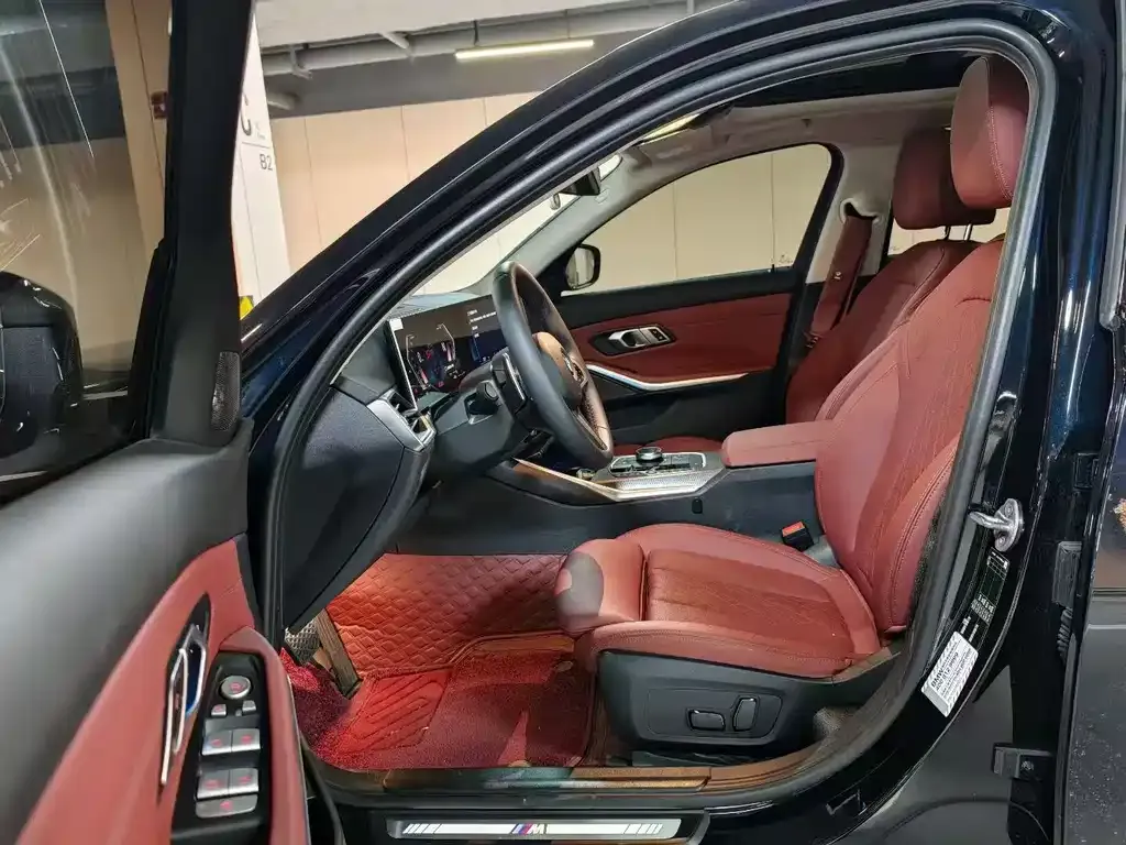 BMW 3 Series 2024 из CN, фото 5