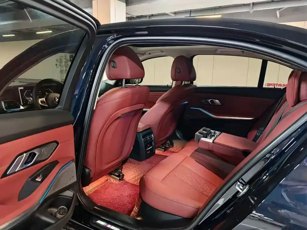BMW 3 Series 2024 из CN, фото 4
