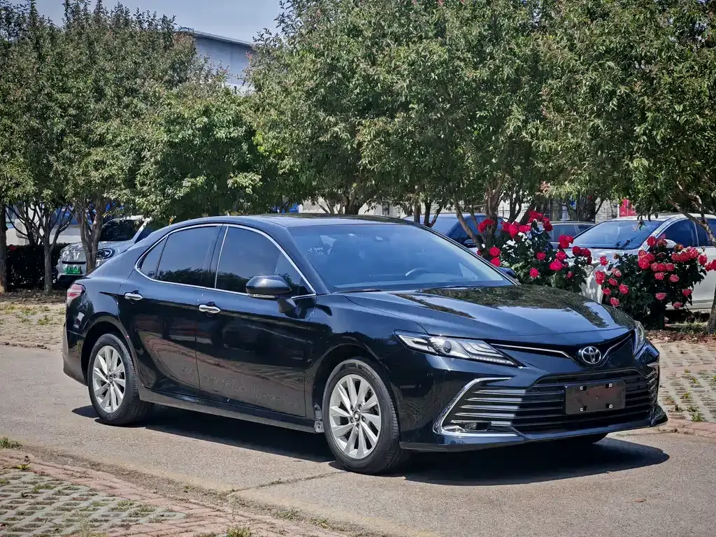 Toyota Camry 2023 из CN, фото 7