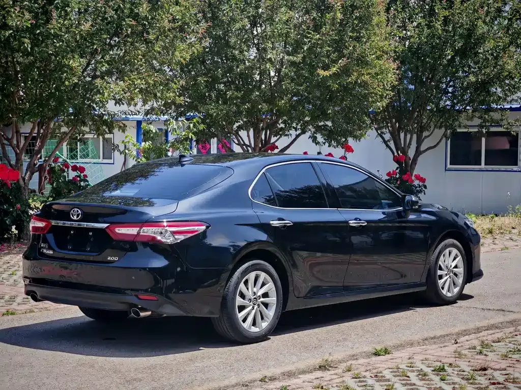 Toyota Camry 2023 из CN, фото 3