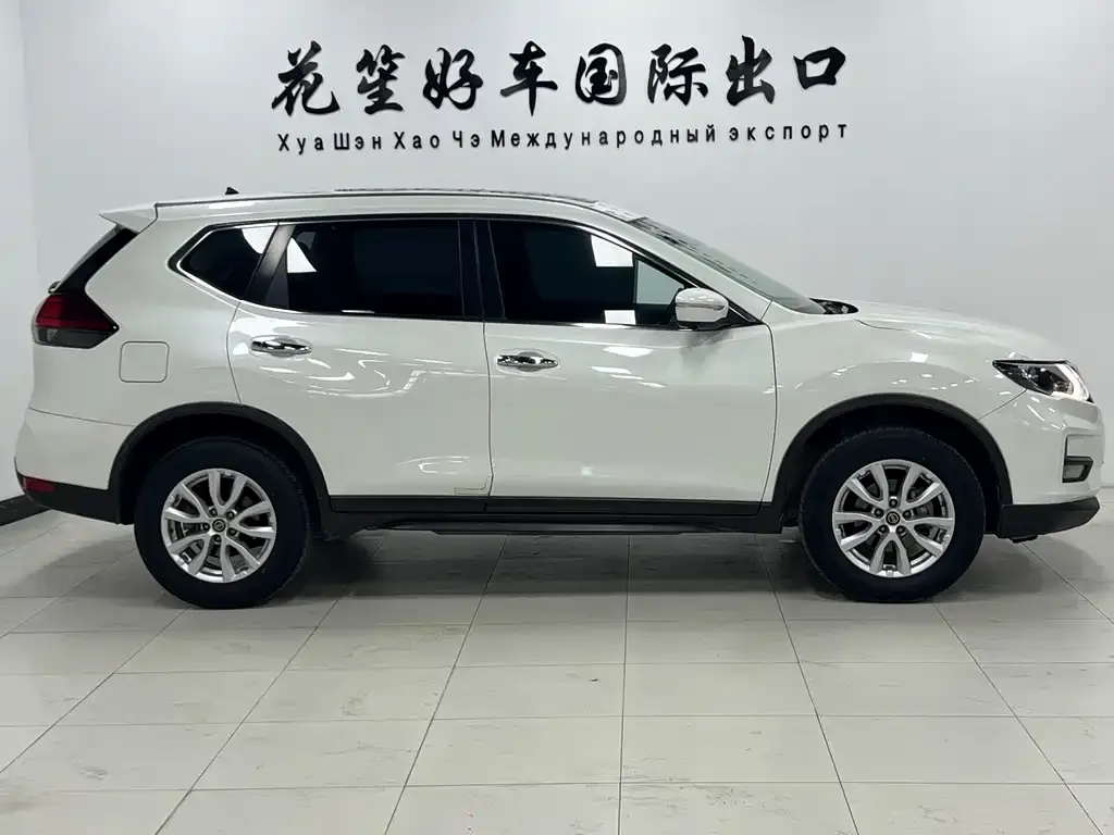 Nissan X-Trail 2021 из CN, фото 3