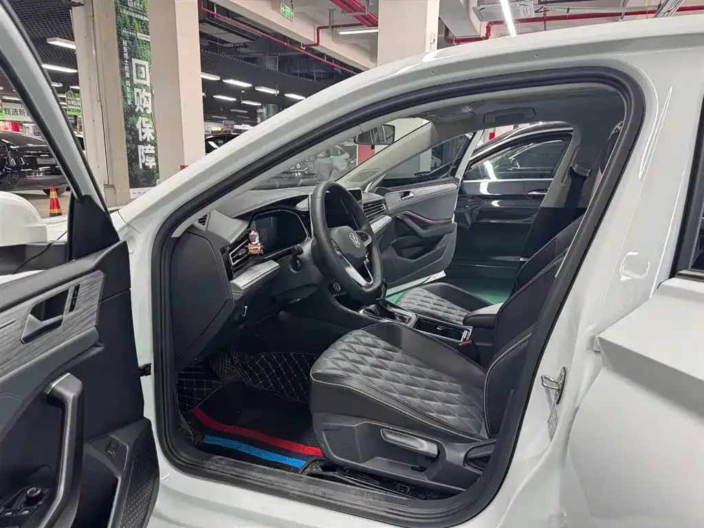 Volkswagen Sagitar 2023 из CN, фото 2