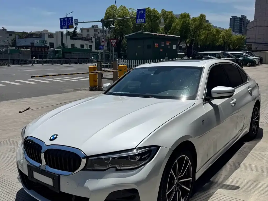 BMW 3 Series — фото 1