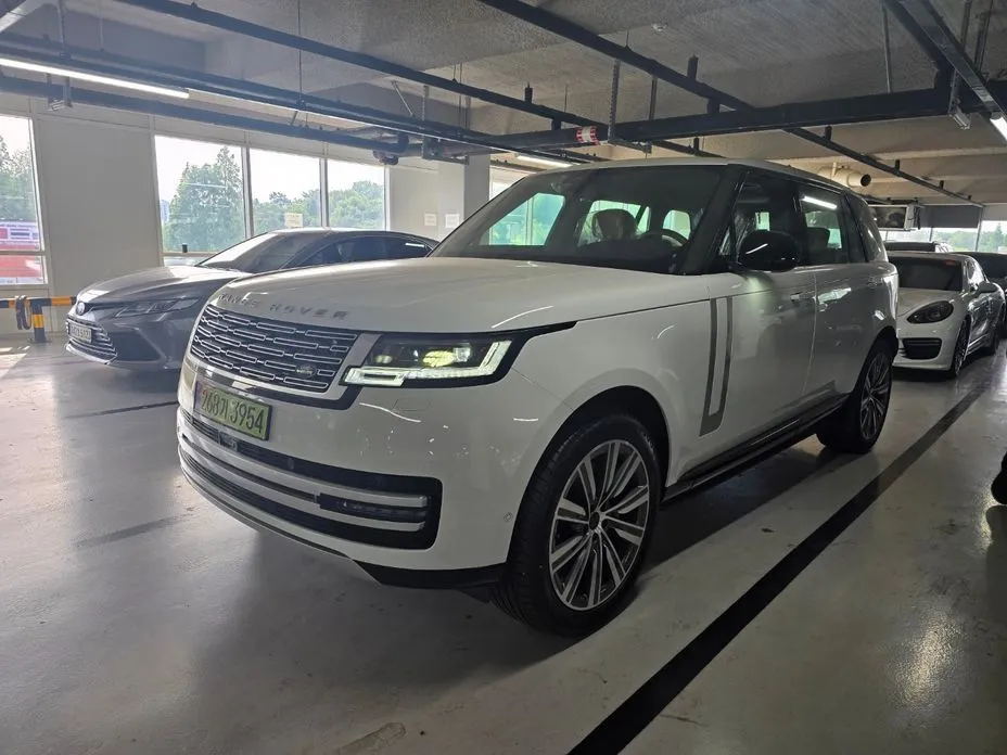 Land Rover Range Rover 2026 из KR, фото 4