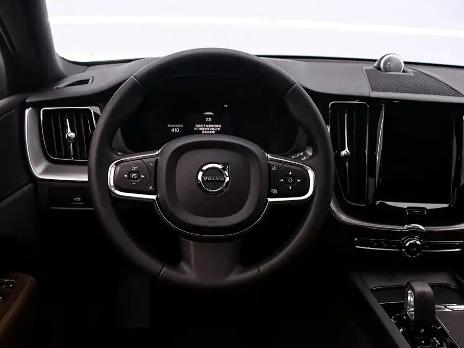 Volvo XC60 2022 из CN, фото 6