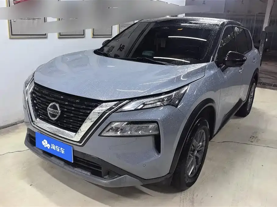 Nissan X-Trail — фото 1