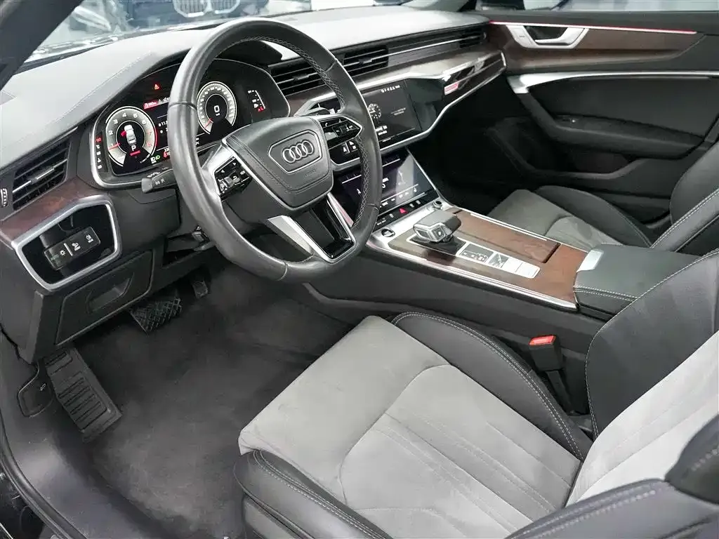 Audi A6L — фото 4