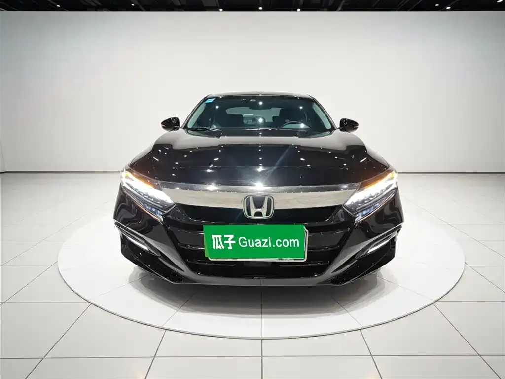Honda Accord — фото 4