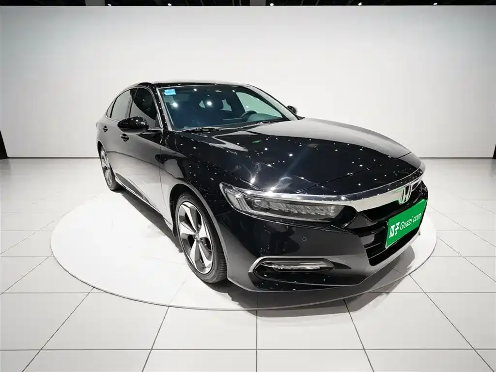 Honda Accord — фото 2