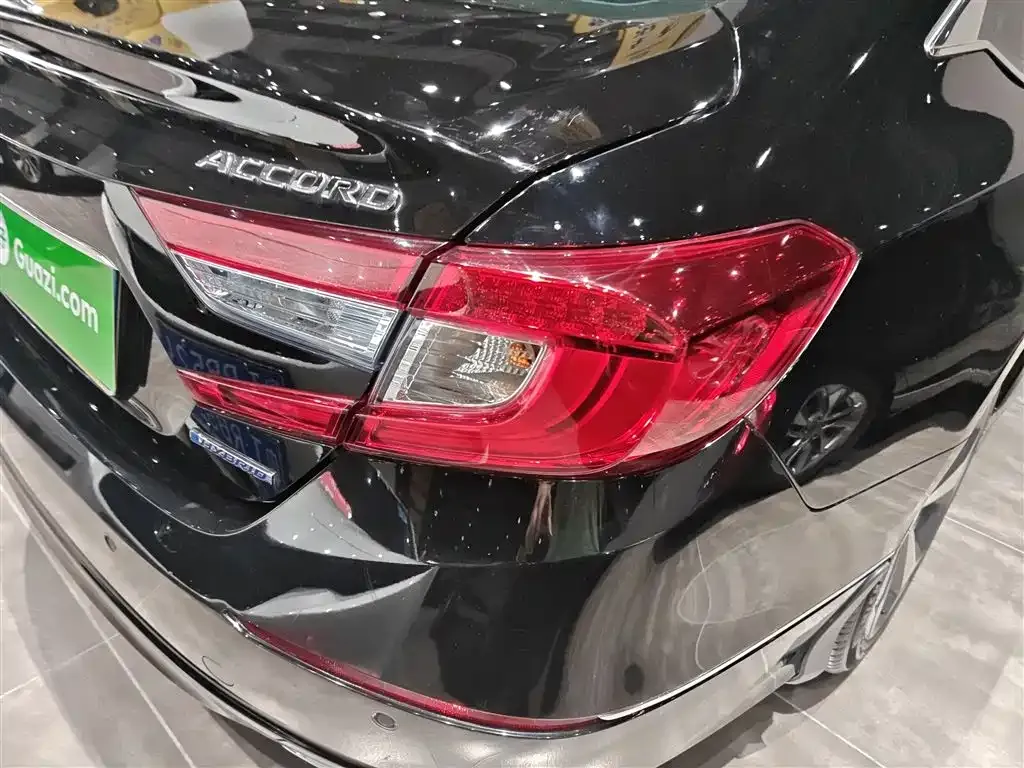 Honda Accord — фото 5