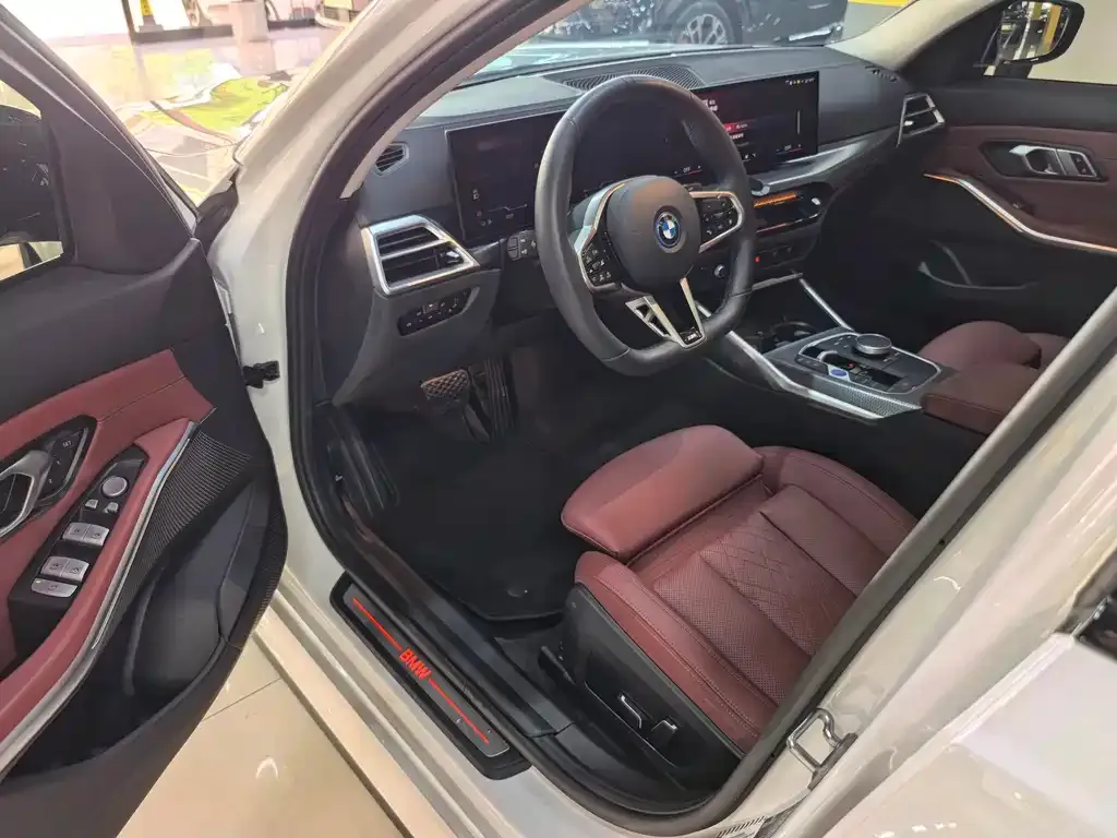 BMW i3 — фото 6