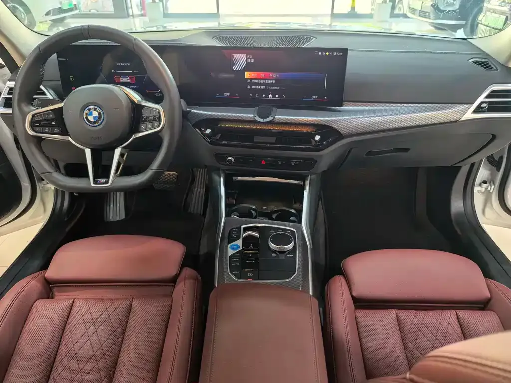 BMW i3 — фото 8
