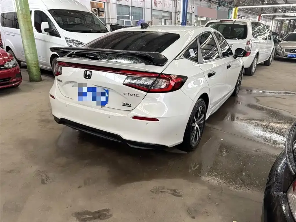 Honda Civic — фото 7