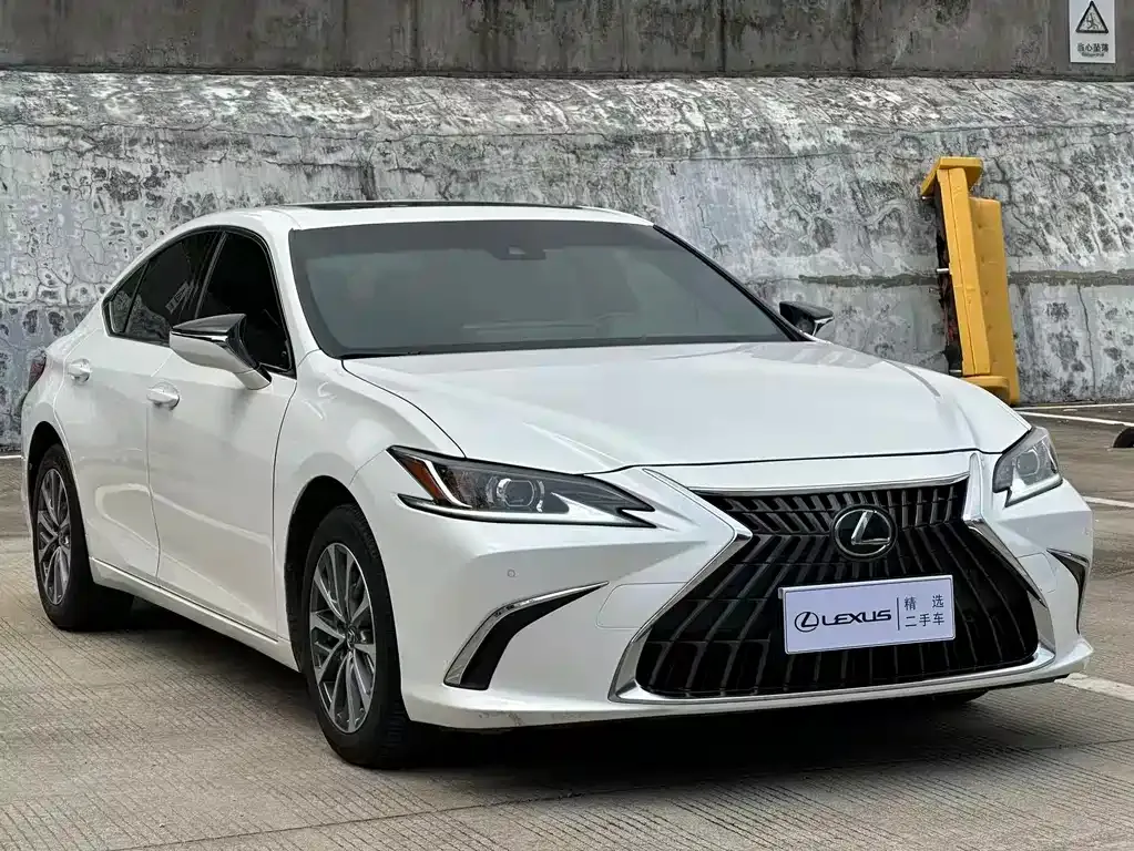 Lexus ES 2023 из CN, фото 6