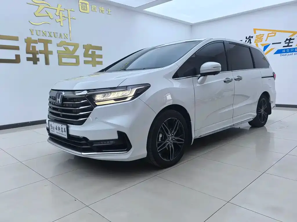 Honda Odyssey — фото 1
