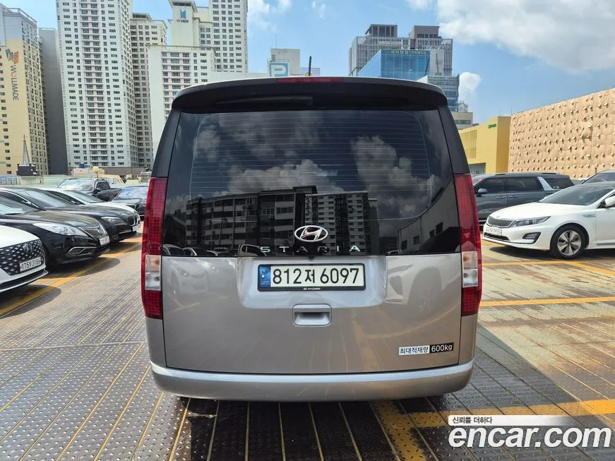 Hyundai Staria — фото 10