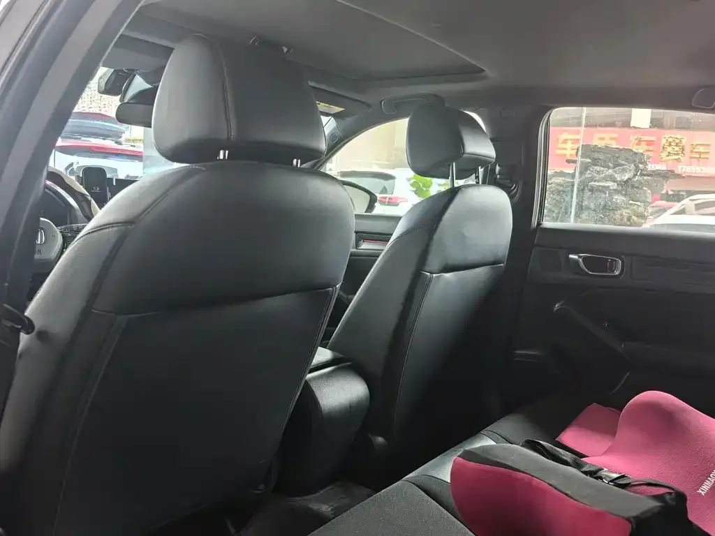Honda Civic 2024 из CN, фото 4
