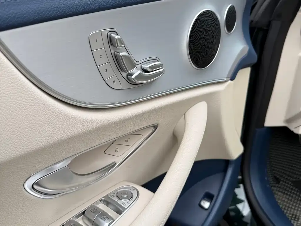 Mercedes-Benz E-Class (Import) — фото 3