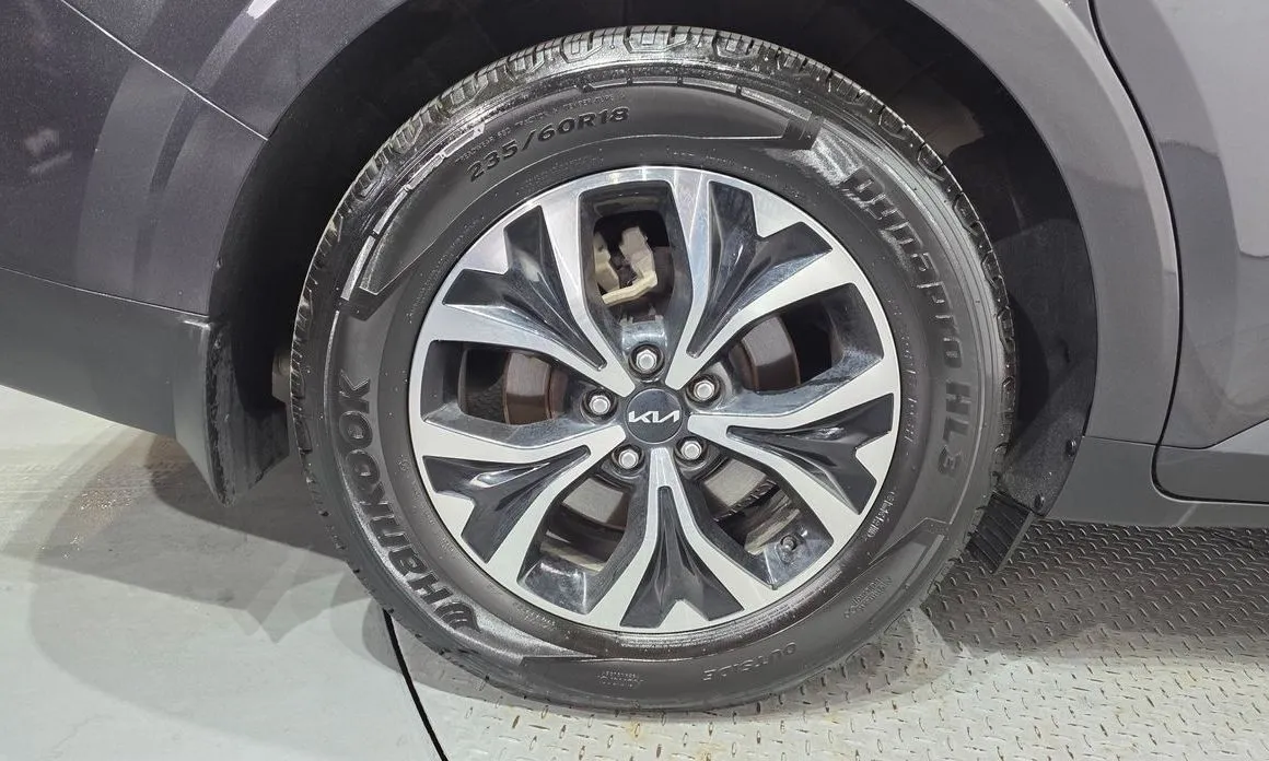 Kia Carnival 2023 из KR, фото 6