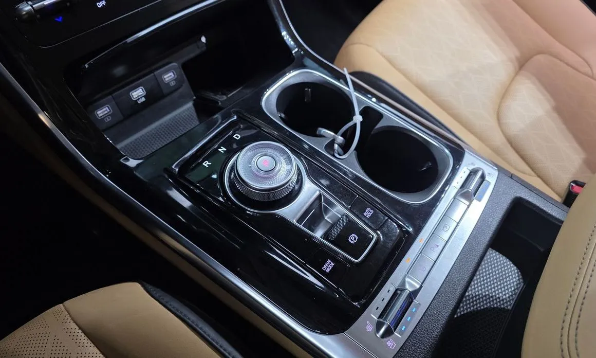 Kia Carnival 2023 из KR, фото 9