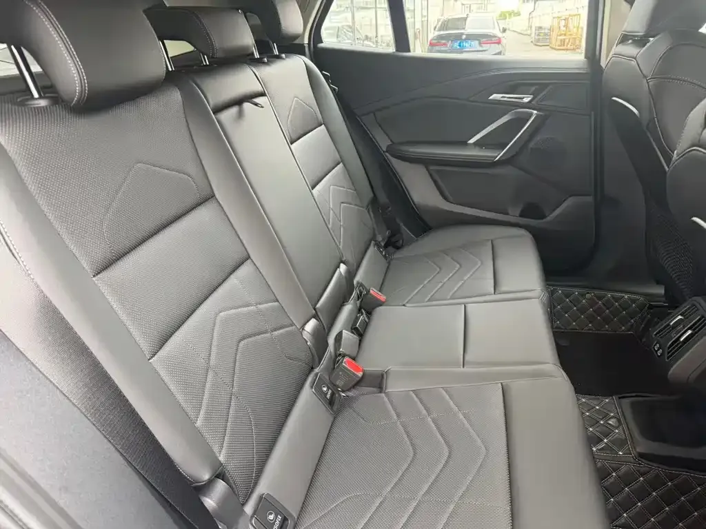 BMW X2 (Import) — фото 8