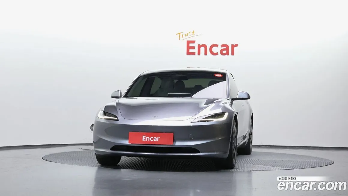 Tesla Model 3 — фото 6