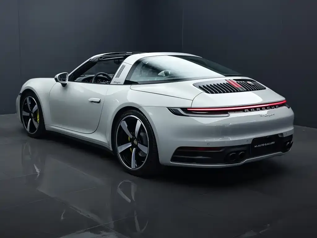 Porsche 911 — фото 10